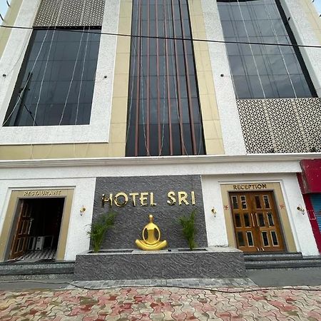 Hotel Sri. Keonjhargarh Exterior photo